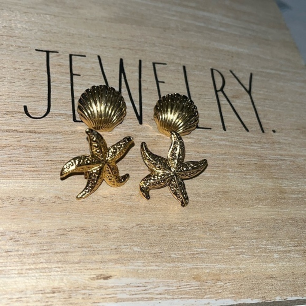 Avon beach jewelry starfish & seashell earrings 2 pairs price‎ of 1 gold tone